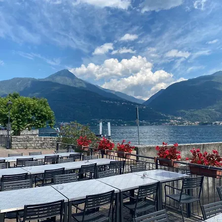 View * Cremia